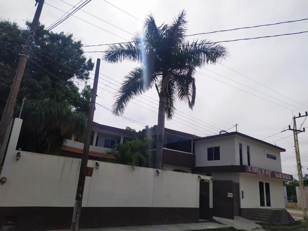 Portal De José